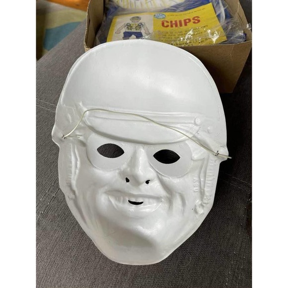 Ben Cooper Tv Halloween Costume & Mask - CHiPs Cops TV Show 1978 Large - Picture 6 of 10